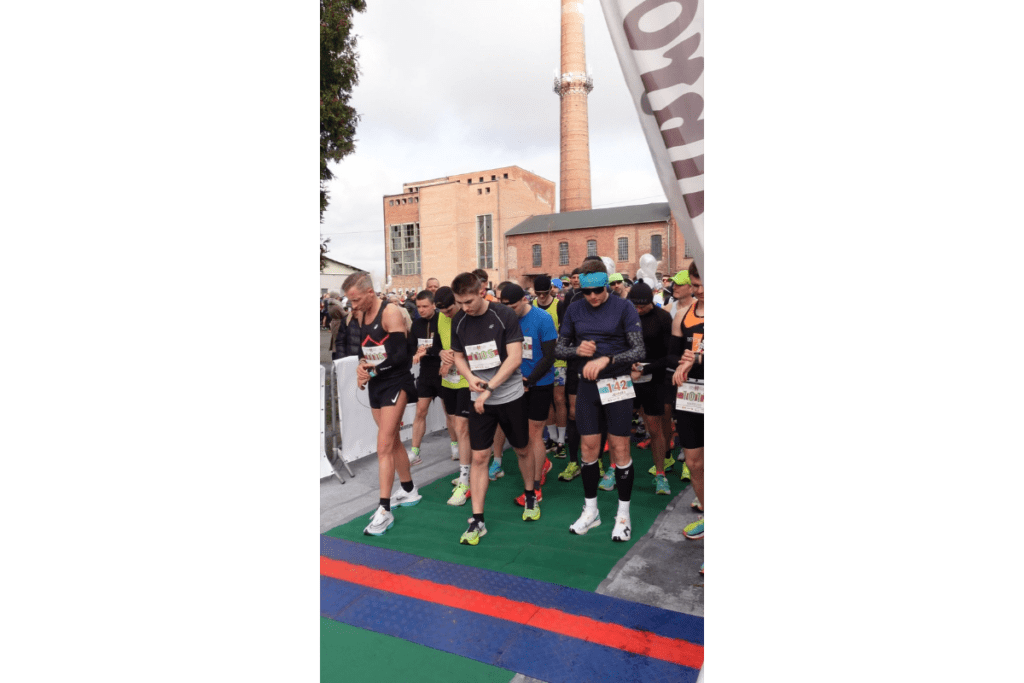 Rolka reklamowa — Krótki film (do 3 minut) w formacie pionowym idealny na Instagrama i Facebooka